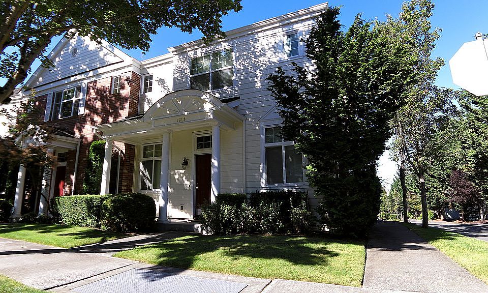 1st image of 1626 Huckleberry Cir