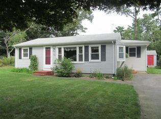 3 Mayflower Ln, East Wareham, MA 02538