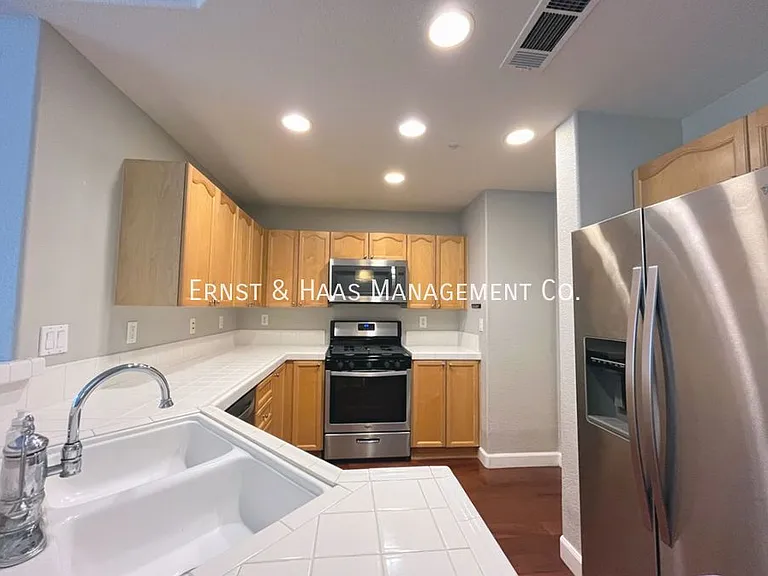 2968 Claremore Ln — Photo 15