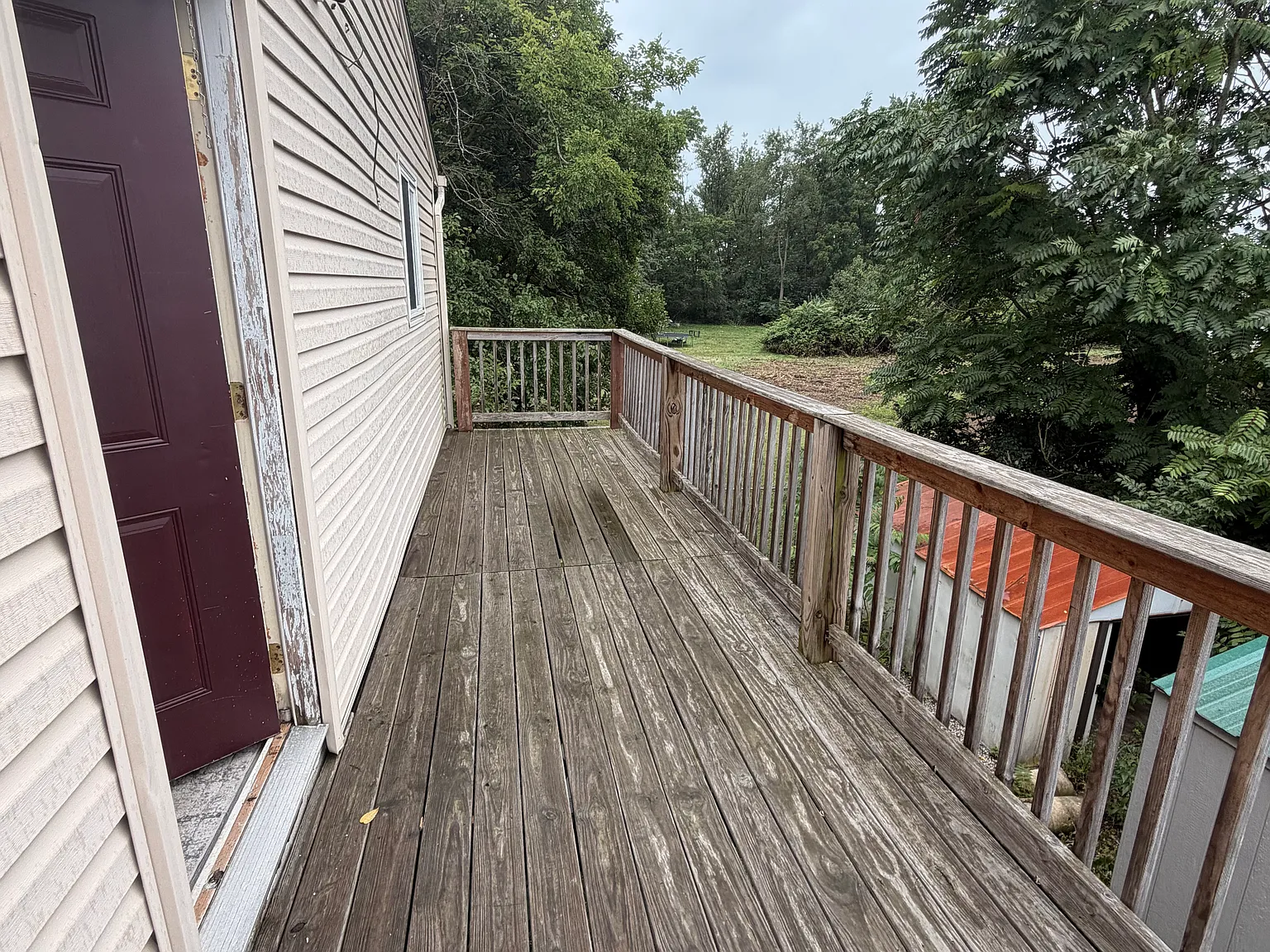 3 bed, 2100 sqft, $1,500 — Photo 3