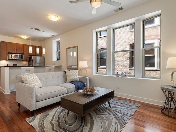 3rd image of 2734 N Kimball Ave #2