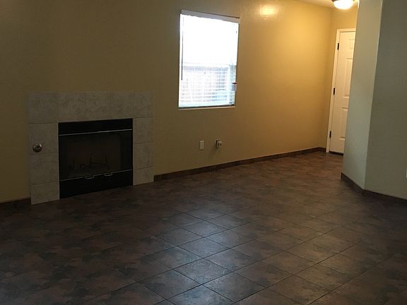 3rd image of 11440 Blue Grass Dr