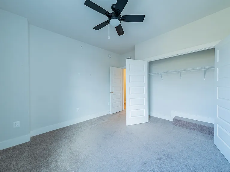 2707 Acadia Dr #B — Photo 27