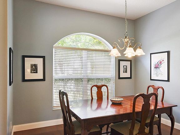 5th image of 4900 Blackburn Ct