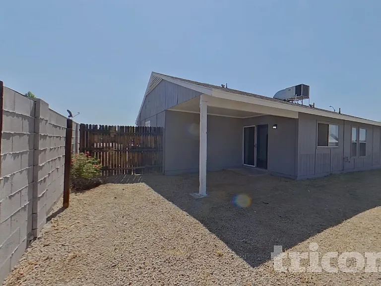 20420 N 14th Ln — Photo 16