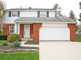 1066 Eastbrook Dr, Perrysburg, OH 43551