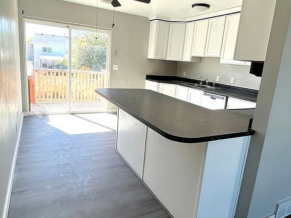 3rd image of 8061 W Melville Cir