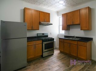 3125 41st St APT 3R, Astoria, NY 11103