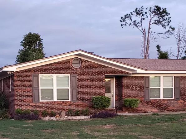 829 Miles Dr, Panama City, FL 32404
