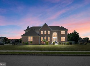 2 Queensberry Ln, Woodstown, NJ 08098