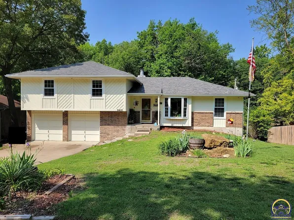 3431 SE 36th St, Topeka, KS 66605