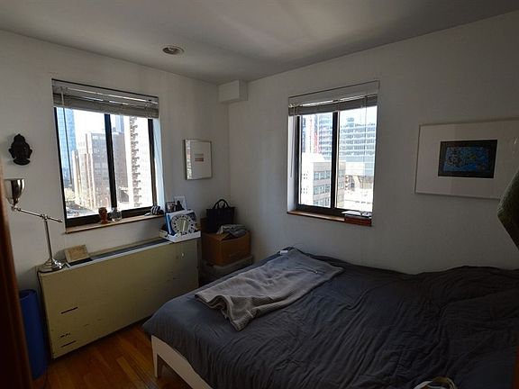 5th image of 370 W 30th St APT 12D