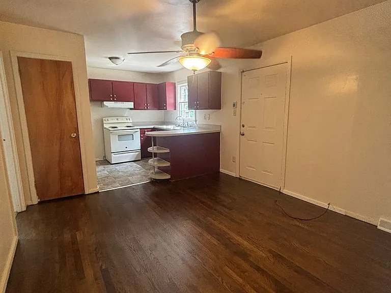 614 Kentbrook Dr — Photo 5