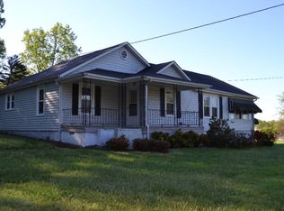 137 Oakhaven Dr, Danville, VA 24541