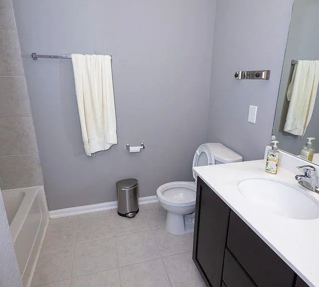 8932 Hollister Commons Ln — Photo 18