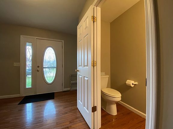 3rd image of 603 E Orchard Dr