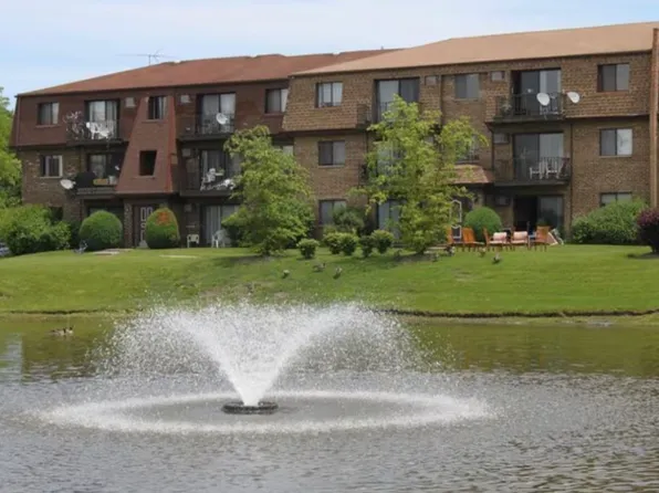 3659 Salem Walk #A1, Northbrook, IL 60062