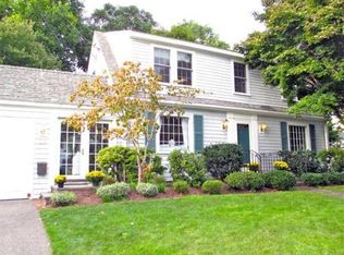 29 Longfellow Rd, Needham, MA 02494