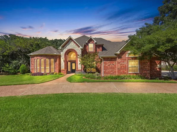 4005 Brooks Ct, Argyle, TX 76226