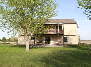 1084 4th Rd, Chapman, NE 68827