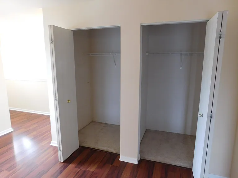 821 Brandon Ave — Photo 9