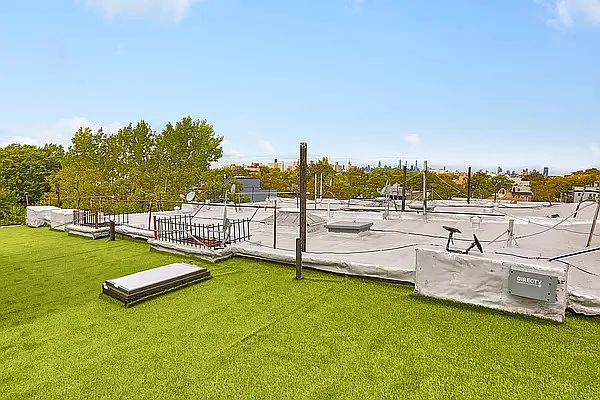 Rented by Green Leaf Management, LLC | media 29