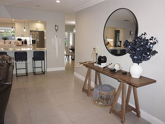 4th image of 10350 SW 16th St #10350