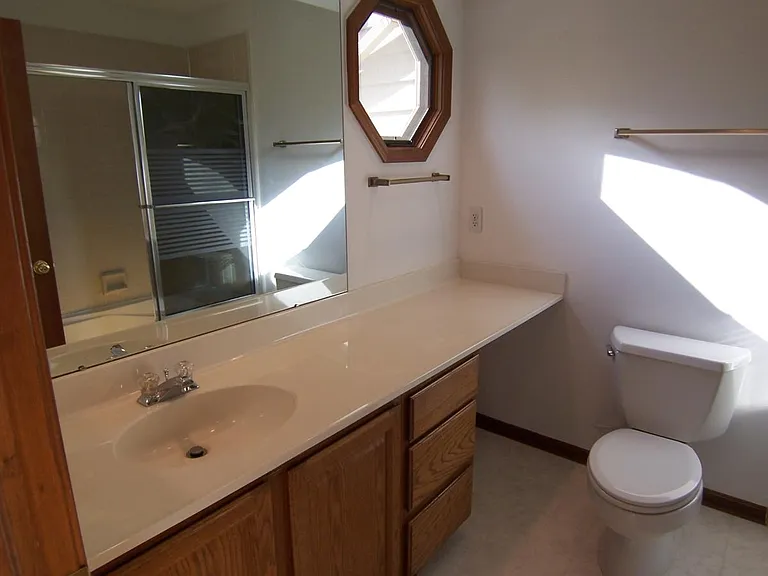 3356 Bent Trail Dr — Photo 8