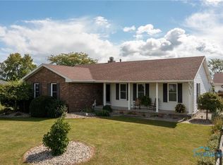 5966 Seaman Rd, Oregon, OH 43616