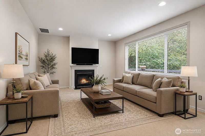 4th image of 835 SW 355th Court