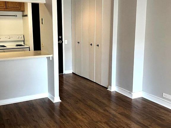 4th image of 535 N Michigan Ave APT 2701