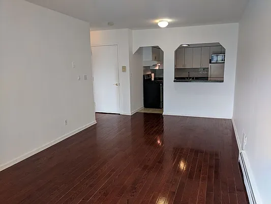 Rented by NY Space Finders Inc. | media 16