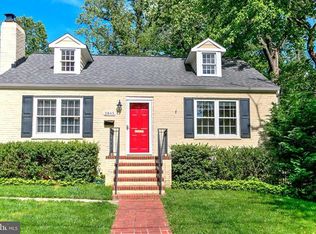 2845 W George Mason Rd, Falls Church, VA 22042