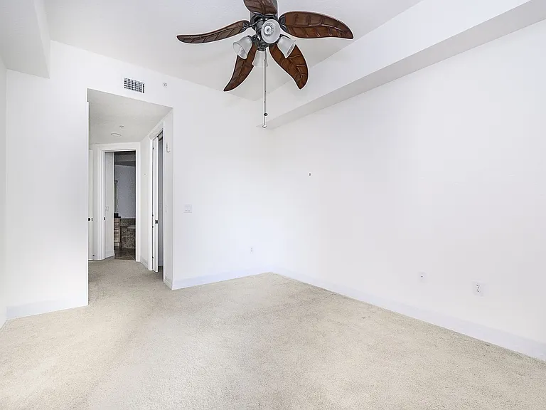 99 Vivante Blvd #5-404 — Photo 17