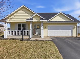 4115 John Hart Place, Eau Claire, WI 54703