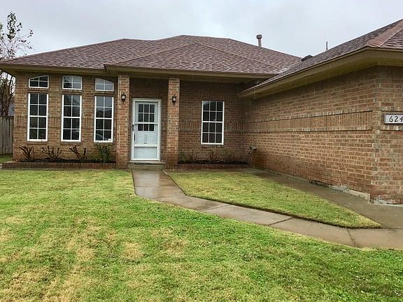 5th image of 624 SW 150th St