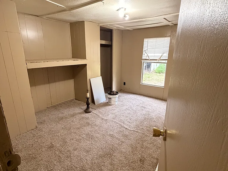 5542 Whites Ferry Rd — Photo 8