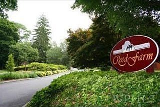 1st image of 601 Orchard Hill Ln