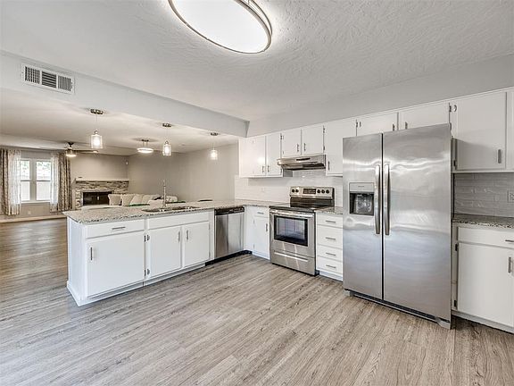 5th image of 9636 N Hefner Village Blvd
