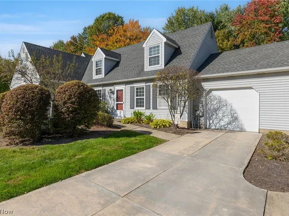 75 Dover Place Ln, Northfield, OH 44067
