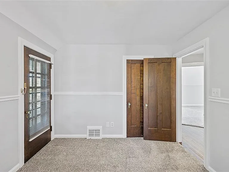 3829 Washington Blvd — Photo 25