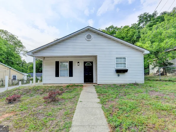 801 Davis St, Monroe, GA 30655