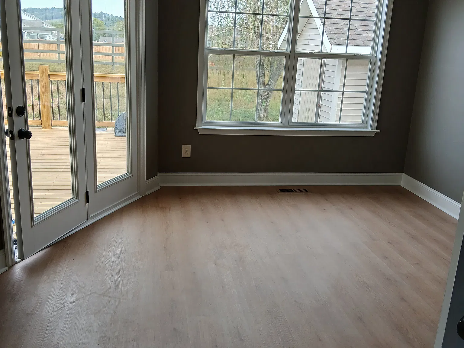 3 bed, 1189 sqft, $1,800 — Photo 4