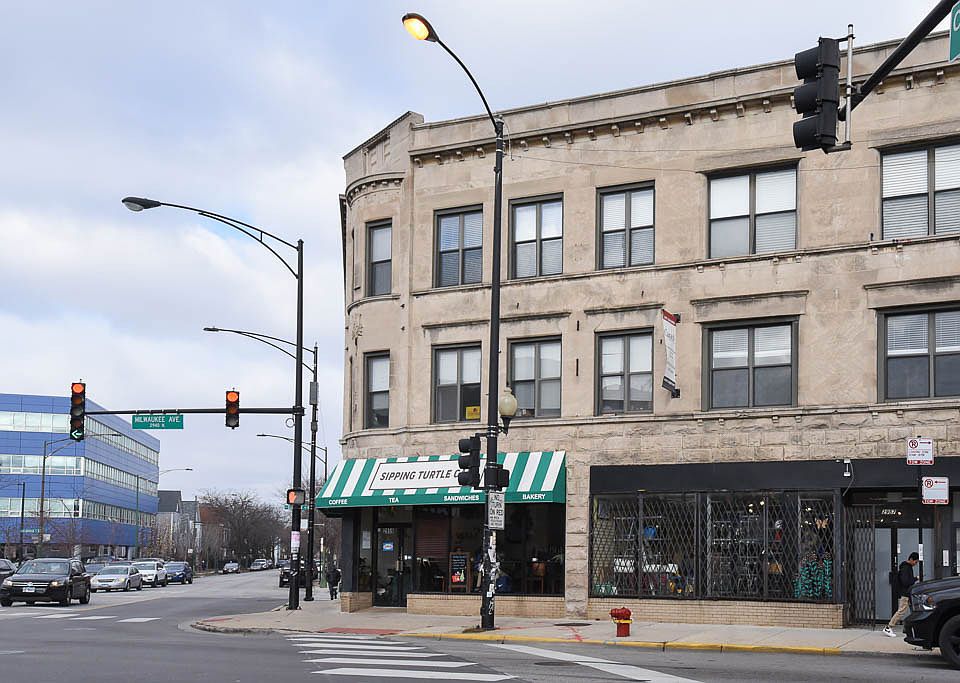 1st image of 2957 N Milwaukee Ave #2S