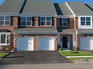 3 Tacoma Ln, Hamilton, NJ 08619
