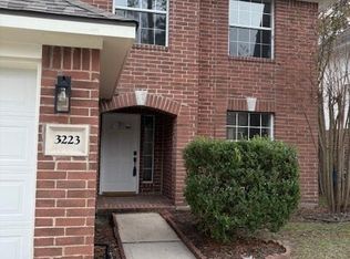 3223 Candlepine Dr, Spring, TX 77388