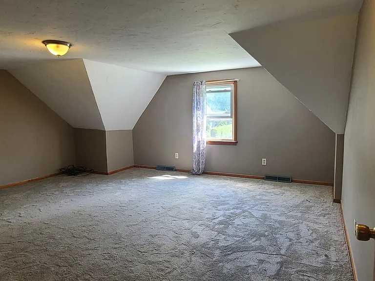 26600 Rose Rd — Photo 16