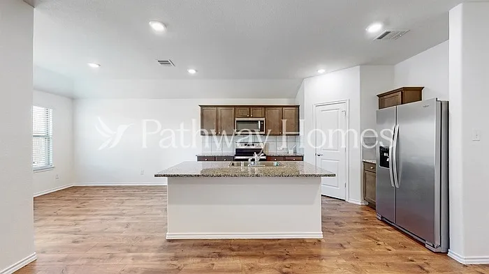 957 English Dr — Photo 7
