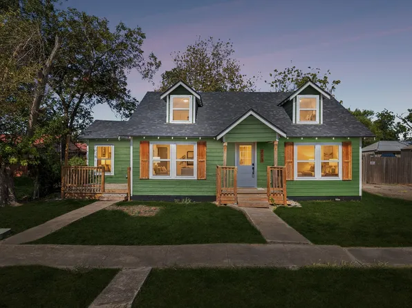 223 NW Front St, Bartlett, TX 76511