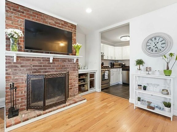 5th image of 205 PARK AVE #6